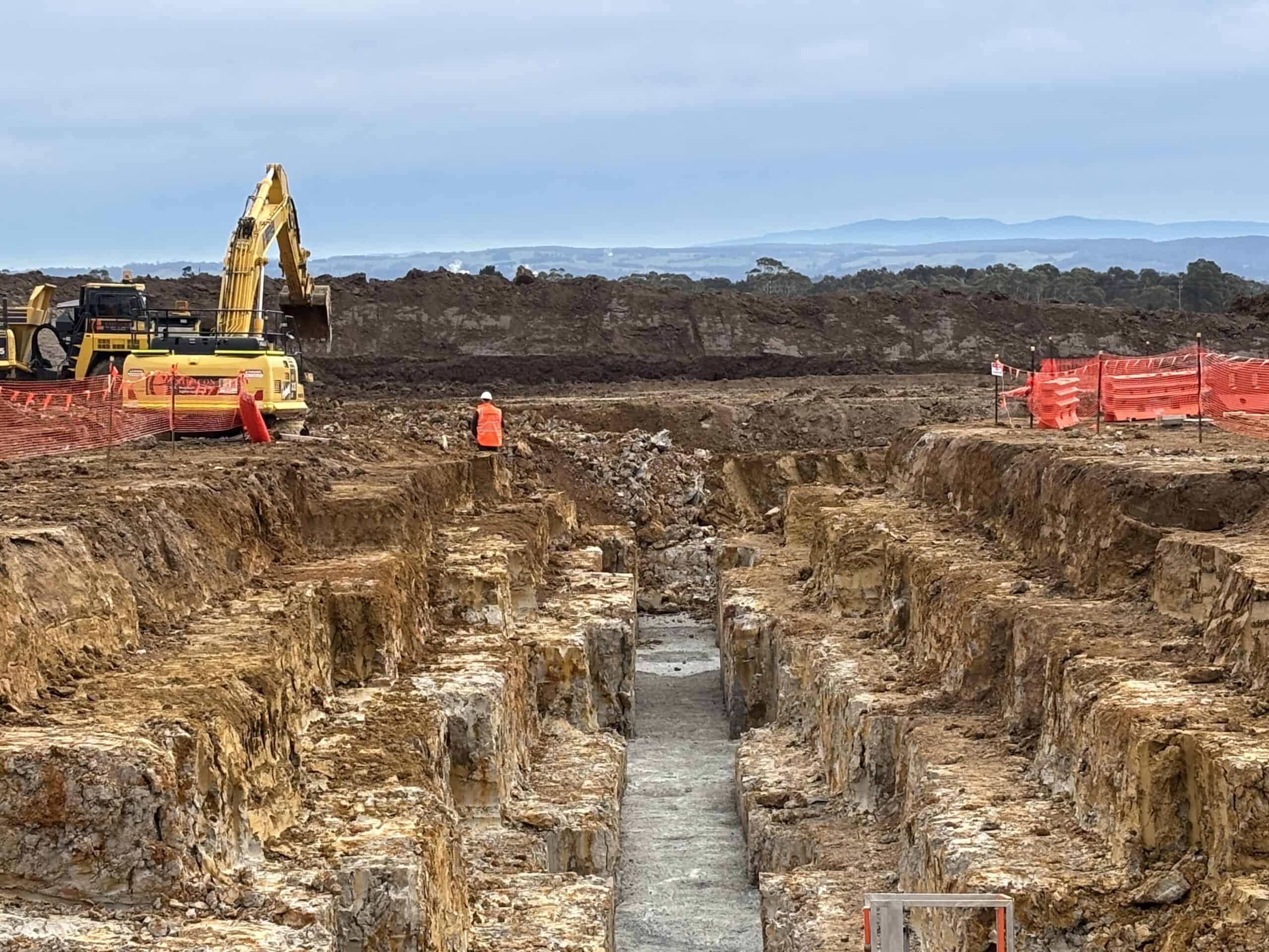 Gipps Water – 250801 New basin under construction to secure water supply